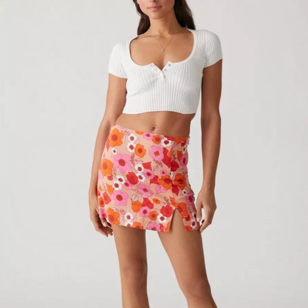 Urban Outfitters  Rosie Notched Pelmet Mini Skirt size XS NWT